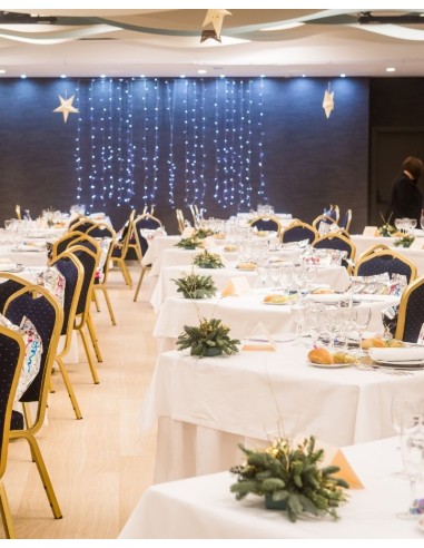 Cena de Nochevieja con Hotel para 2 personas Cena de Nochevieja con Hotel para 2 personas